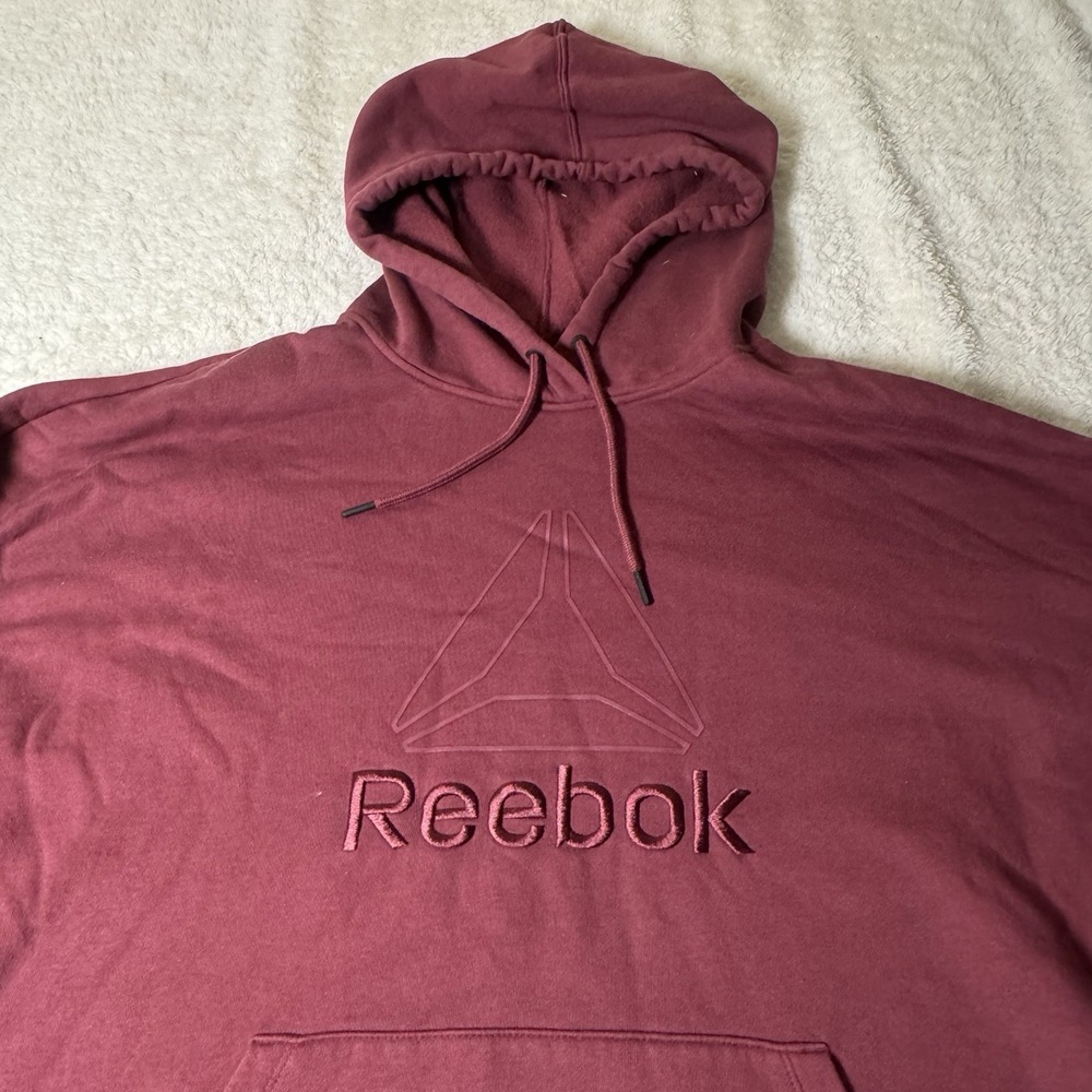 Reebok Men's XL Burgundy Logo Pullover Hoodie Sweatshirt Embroidered